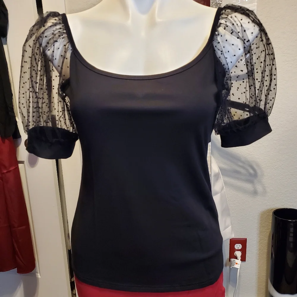 Top - Picture 2 of 3